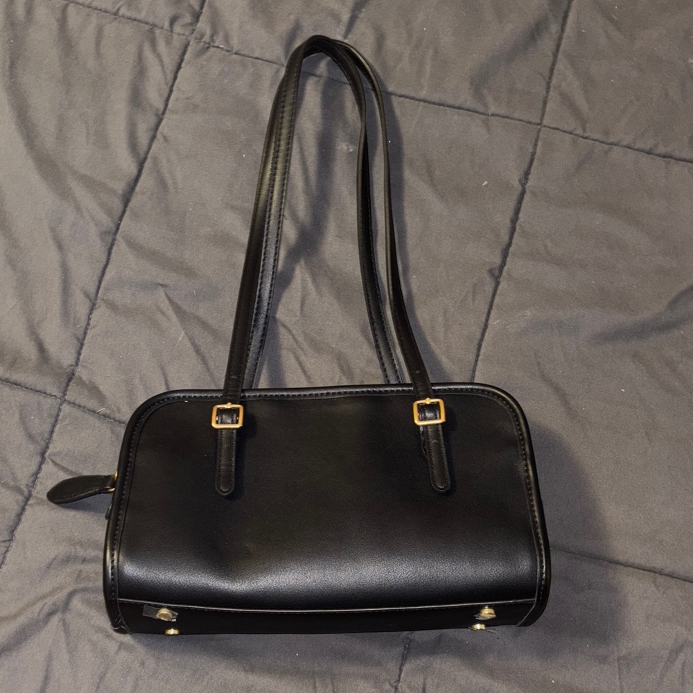 Elegant Black Handbag